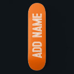 skarp orange - personlig mini skateboard bräda 18,5 cm<br><div class="desc">Vi presenterar den klassiska skateboard som har en solid färg-bakgrund i en pulserande, ljus orange och ett fetstilt vitt typsnitt! Anpassa det med ditt namn, skapar det unikt. Perfekt för kateparsessioner, gatutricks eller marschering runt stan. Designad av den nyskapande Alma Wad är denna skateboard inte bara en tur, utan en...</div>