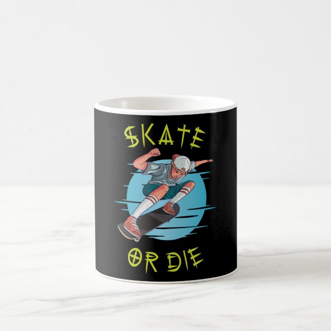 Skate eller die Skateboarder Boy Kaffemugg (Center)