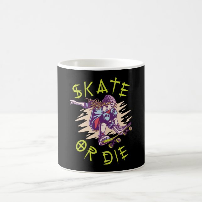 Skate eller die Skateboarder Girl Kaffemugg (Center)