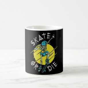Skate eller die Skeleton Skateboarder Kaffemugg