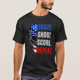 Skate Shoot Score Repeat Hockey 4 juli T Shirt