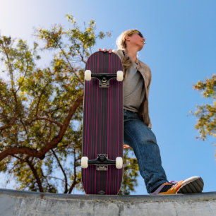 Skateboard Black med Rosa Linjer HAMbWG