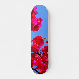 Skateboard för blommigt av rosa