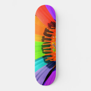 Skateboard för färglösa blommor