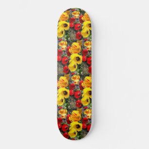 Skateboard för gult och rött skal