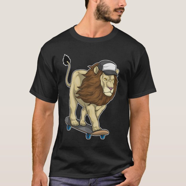 Skateboard för lejon Skater T Shirt (Framsida)