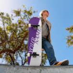 Skateboard för personlig - lägg till ditt namn<br><div class="desc">Rengör design som du kan lägga till ett meddelande för Namn / Anpassningsbar till. Perfektens gåva till Skaterna i din familj!</div>