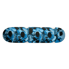 Skateboard med blå dödskalle-design