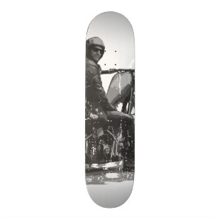 Skateboard med Chopper-motorcykelförare