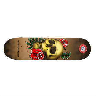 Skateboard med dödskalle