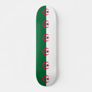Skateboard med flagga av Algeriet