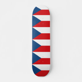 Skateboard med flagga av Czechia