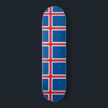 Skateboard med flagga av Island<br><div class="desc">Lägg till en liten bit isländskt pride till din åktur med vår exklusiv-skateboard med flagga av Island! Skateboard är utformad med precision och noggrannhet och är mer än bara en funktionell biet av utrustning - den är en firande av Islandets rik kulturarv. Den slående designen visar den isländska flagga och...</div>