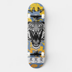 SKATEBOARD MED JAPANESE TIGER OCH GULTER