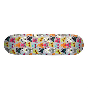 Skateboard med katter på