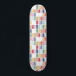Skateboard med ljusfärgad vågsfärg<br><div class="desc">Perfekten är ljusa färger med de här vattenfärgsjuvelerna i roligten på den här leksaksbordet.</div>