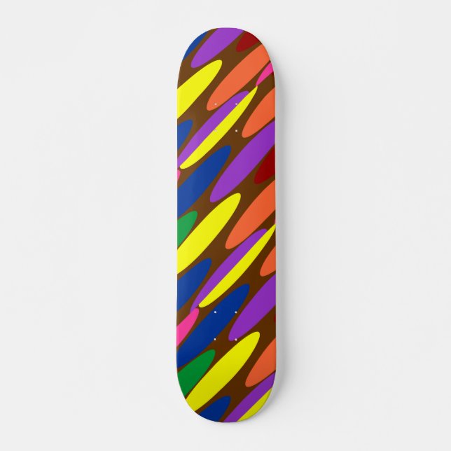 Skateboard med mycket Coola och färgade former (Framsida)