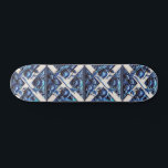 Skateboard med Scottish Thistles Design<br><div class="desc">Sväng huvudena i skateparken med vår exklusiv skateboard med en slående skotsk formgivning! Den här expertritade skateboard kombinerar prestanda med ett djärvt, modernt estetiskt inspirerat av den ikoniska skotska tuggeln, en symbol för styrka och pride. Det komplicerade motivet tillför ett unikt kulturområde, skapar den här skateboard en perfekt blandning av...</div>