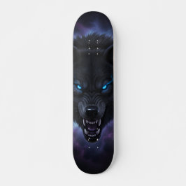 Skateboard med svart varghuvud som snarrar