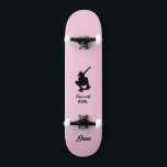Skateboard "Originally Girl"<br><div class="desc">Skateboard-däcket "Originally Girl" är ett unikt och nytt märke som jag skapar. Du kan anpassa den med namn som du vill, till exempel "Stonewall" eller "Eskimo". Det är lätt, smidigt och flexibelt - perfekt för flickor som vill lära sig att skrida! slicka på Information, rulla ner och tryck på länken...</div>
