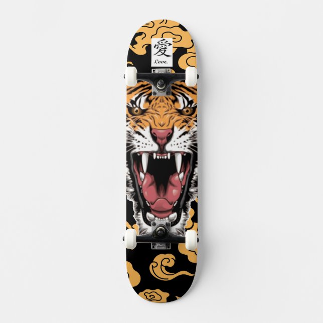 SKATEBOARD ROARARD TIGER MED CLOUD MÖNSTER (Framsida)