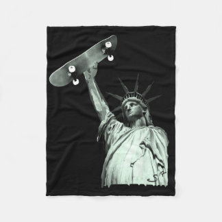 Skateboard Statue Of Liberty Skateboarding Freedom Fleecefilt