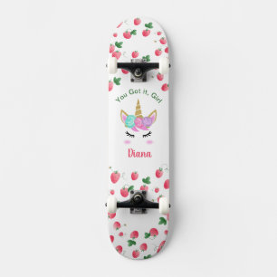 Skateboard Unicorn-jordgubbsodling med namn