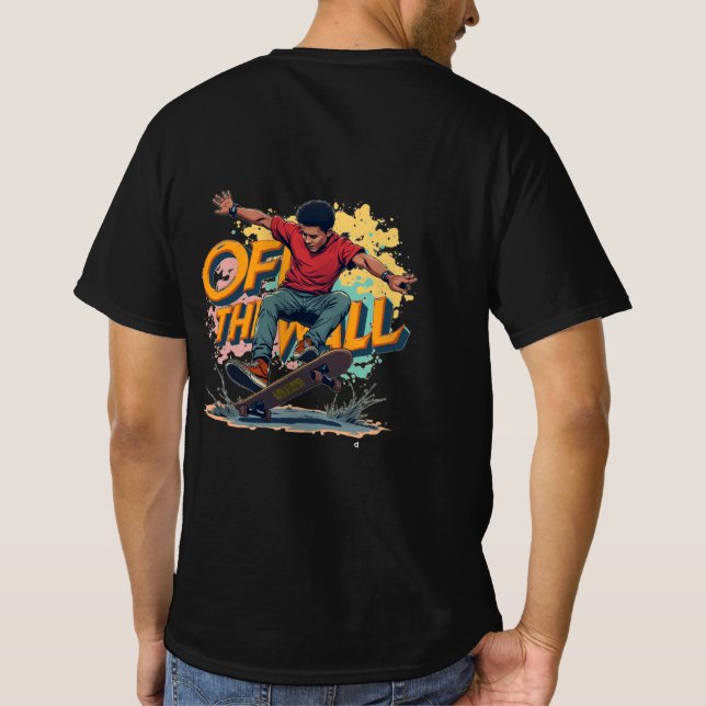 Skateboardåkare i rörelse  T-Shirt (Baksida)
