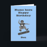 Skateboarding Boy, son Birthday Card add namn age Kort<br><div class="desc">En pojke som är dragen i gråttets nyanser,  som gör en Heel Flip på en skateboard,  med åldern på sin t-shirt. Lägg till namn och ändra åldern om du inte kan hitta en version med rätt ålder. Son,  åtta,  ljusblå.</div>