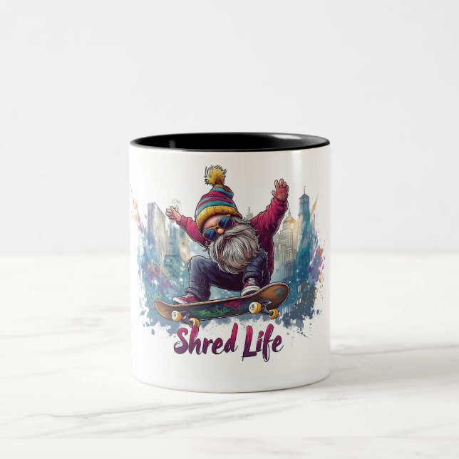 Skateboarding Gnome, Coola Life -  Två-Tonad Mugg (Center)