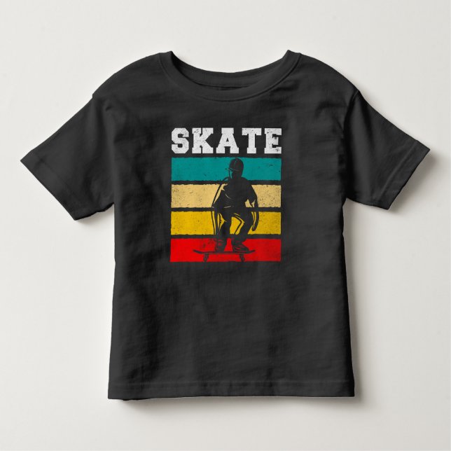 Skateboarding Kid Retro T Shirt (Framsida)