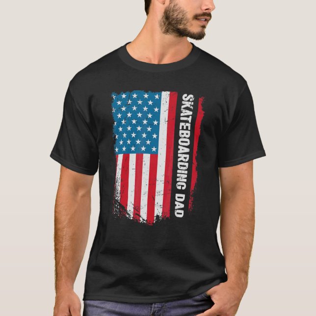 Skateboarding Pappa Amerika USA USA Flagga Patriot T Shirt (Framsida)