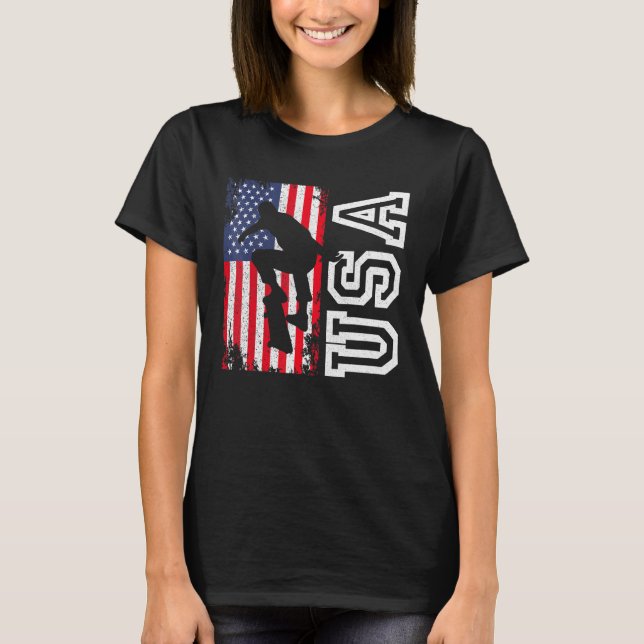Skateboarding USA flagga 4:e juli Patriotic Ameri T Shirt (Framsida)