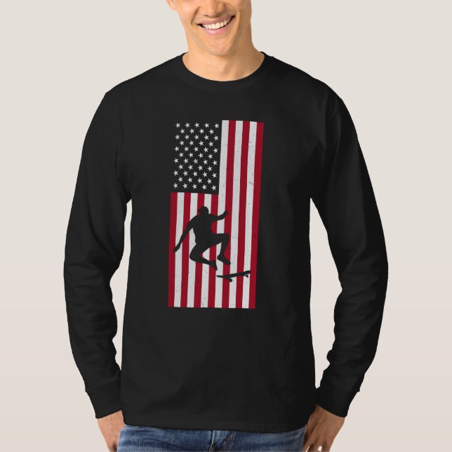 Skateboarding Vintage American Flag Skateboarding T Shirt (Framsida)