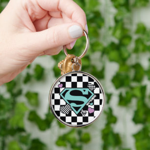 Skater Girl Supergirl Hearts S-Shield Rund Silverfärgad Nyckelring