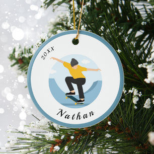 Skater Skateboarding Boy Anpassningsbar Kid Namn & Julgransprydnad Keramik