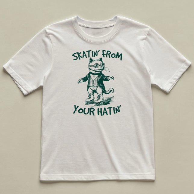 Skatin från din latinska lass Illustrerad T Shirt (Skapare uppladdad)
