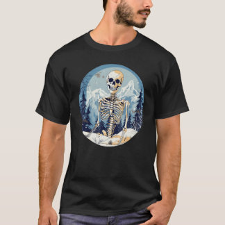 Skeleton Ansikte leende med berg i Winter Sno T Shirt