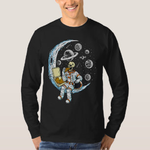Skeleton Astronaut Eating Pizza på Måne T Shirt