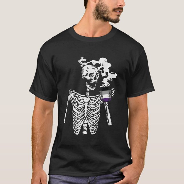 Skeleton Drinking Coffee ASexual Pride Skull HGBTQ T Shirt (Framsida)