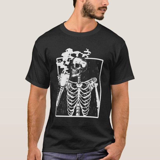 Skeleton Drinking Coffee Front White T Shirt (Framsida)