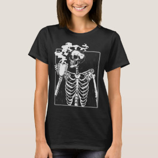 Skeleton Drinking Coffee Funny Skull Manar Kvinnor T Shirt
