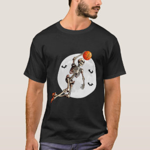 Skeleton Dunk Basketball Player Halloween Måne T Shirt