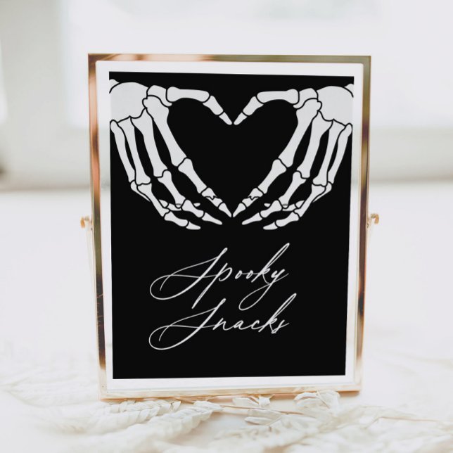 Skeleton Halloween Baby Shower Spooky Snacks Sign Poster (Skapare uppladdad)