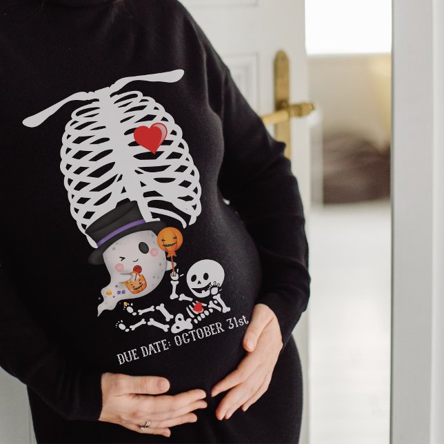 Skeleton Halloween New Mamma Gravid Meddelande T Shirt (Pregnancy Announcement Little BOO is Almost Due)