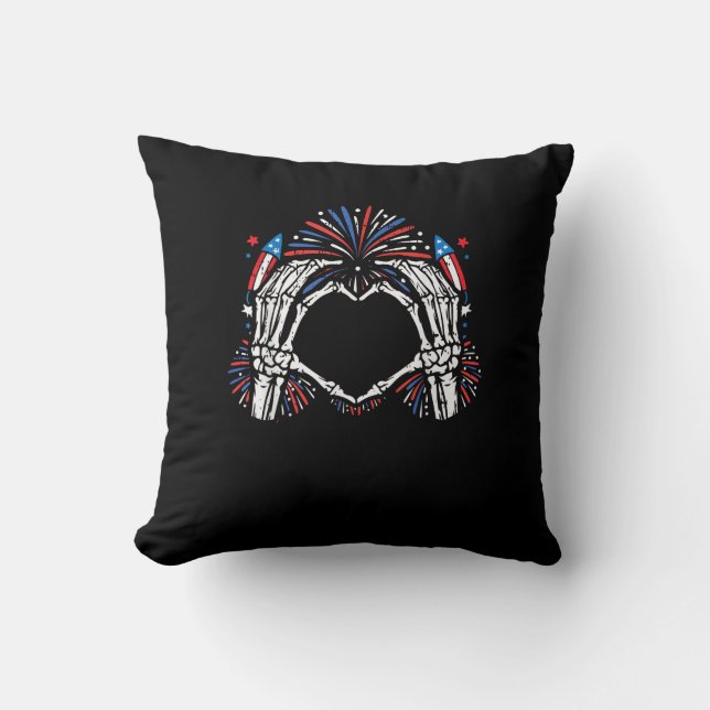 Skeleton Hand Heart USA Patriotic American Kudde (Framsida)