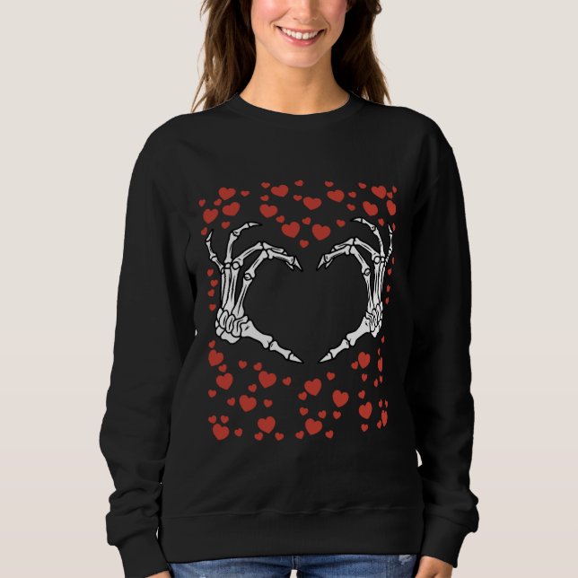 Skeleton Hand Hearts Valentines Day  Bones Love T Shirt (Framsida)
