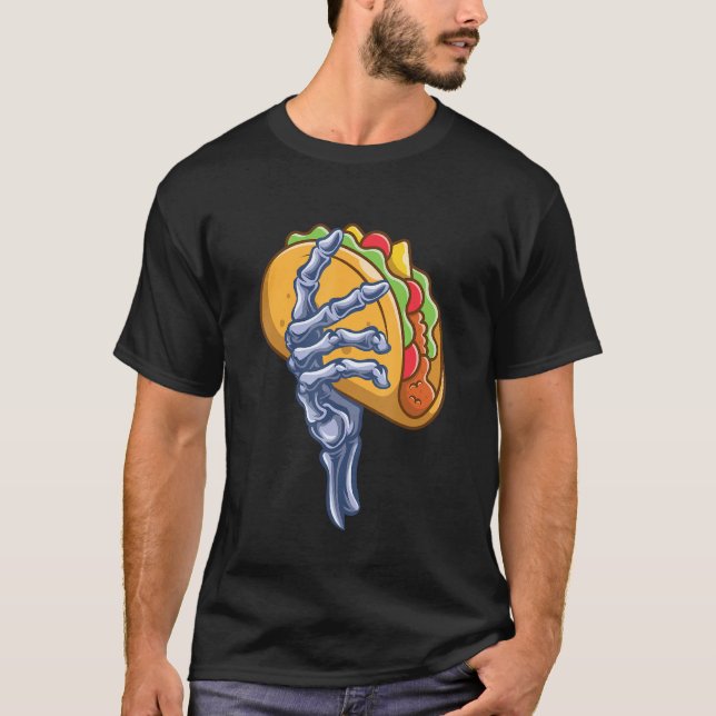Skeleton Hand Holding Taco Dia de Los Muertos Hall T Shirt (Framsida)
