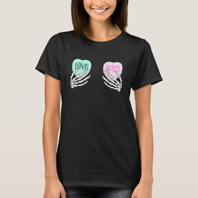Skeleton Hand Love Bites Heart Happy Valentines Da T Shirt (Framsida)