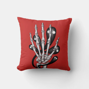 Skeleton Hand med Spöken Kudde